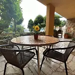 Peaceful Apartment With Patio
